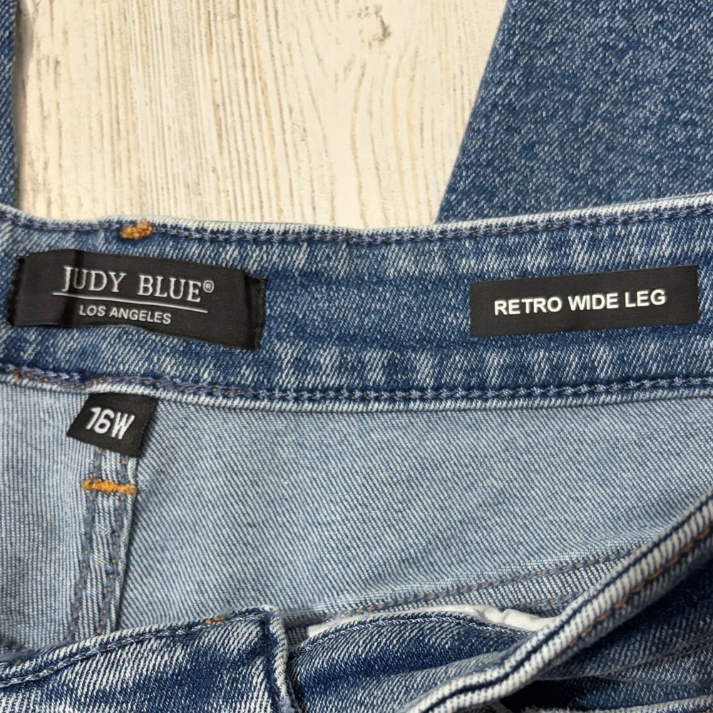Judy Blue Indigo Rush High Rise Wide Leg Distressed Jeans Size 16W - Picture 10 of 16